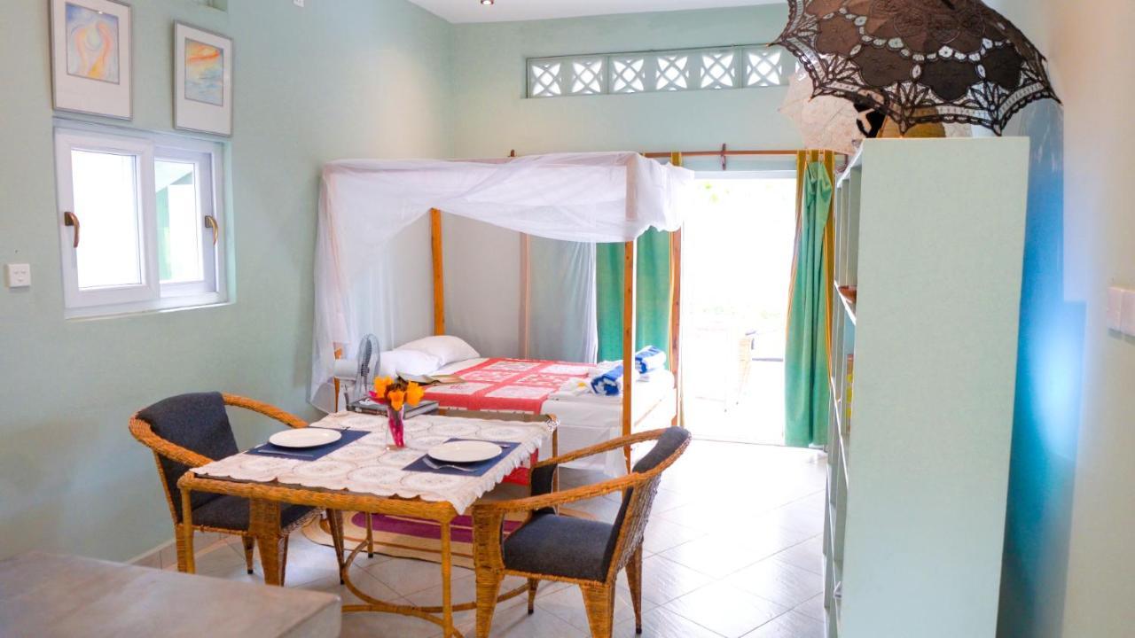 The Pool House & The Colobus House, Bella Seaview, Diani Beach, Kenya Eksteriør bilde