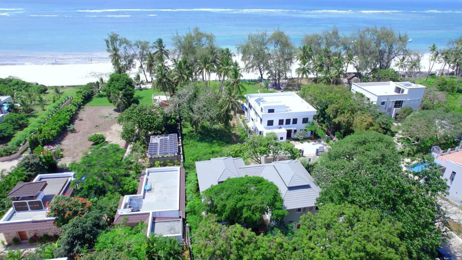 The Pool House & The Colobus House, Bella Seaview, Diani Beach, Kenya Eksteriør bilde