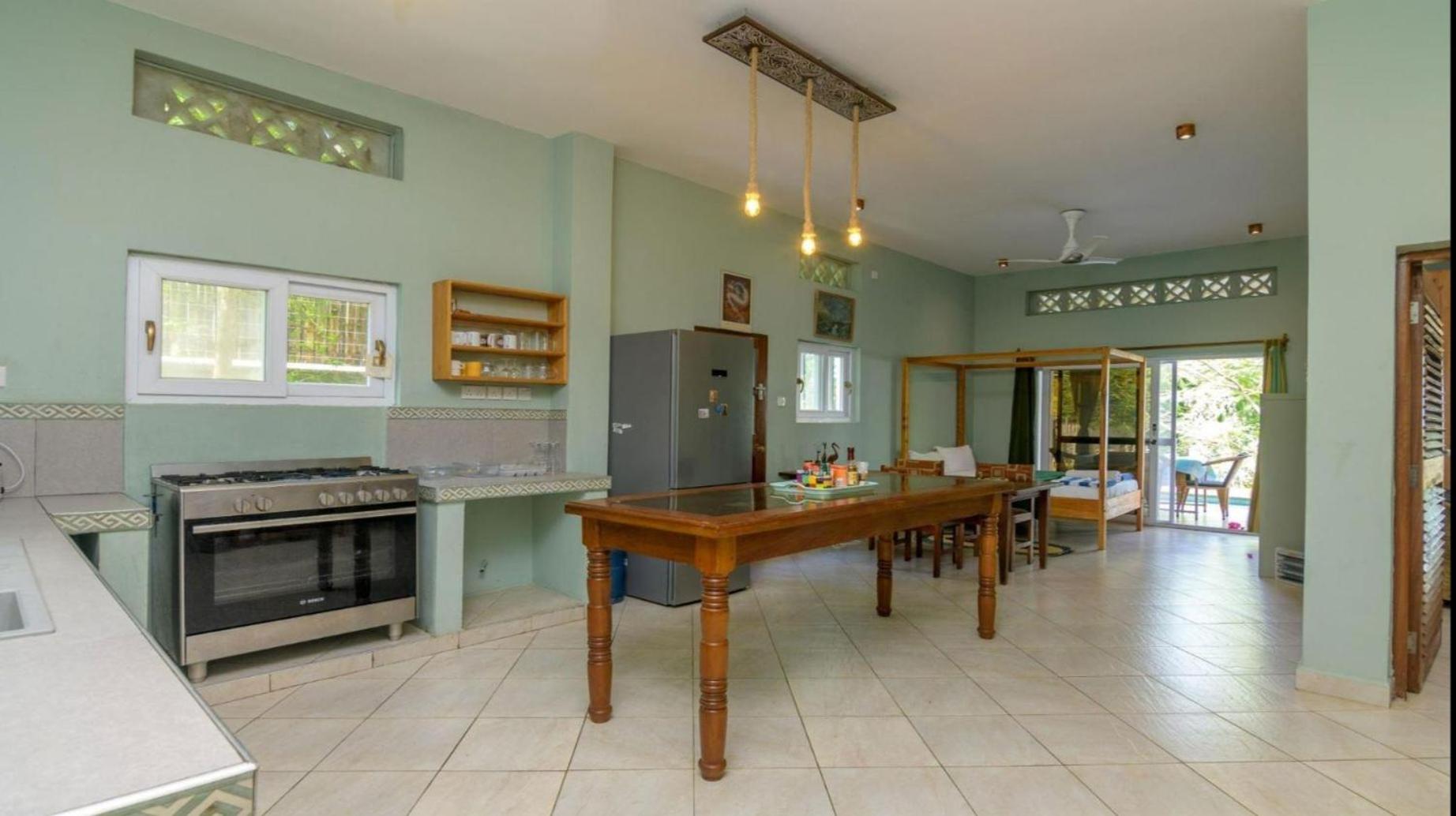 The Pool House & The Colobus House, Bella Seaview, Diani Beach, Kenya Eksteriør bilde